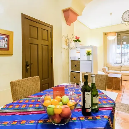 Lovely Apartment In Cordoba With Kitchen Extérieur photo