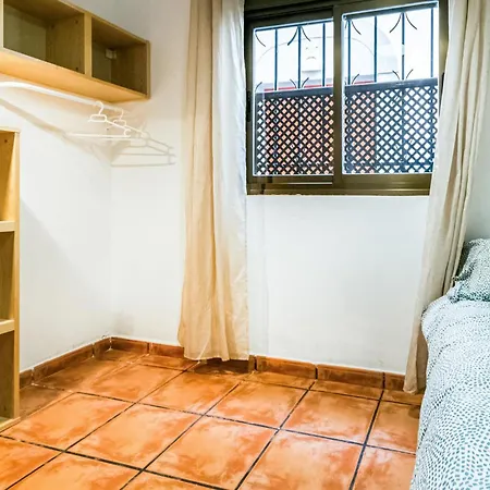 Lovely Apartment In Cordoba With Kitchen Extérieur photo